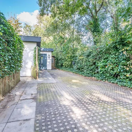 Pelikaanweg 21 * Де-Коог